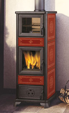 EDILKAMIN modelo DAFNE CON HORNO 7,2 Kw. Fuego de vermiculita. Troncos de leña de máximo 33 cm verticales. Salida humos Ø 13 macho.Laterales de cerámica burdeos o ceramica cuero.
