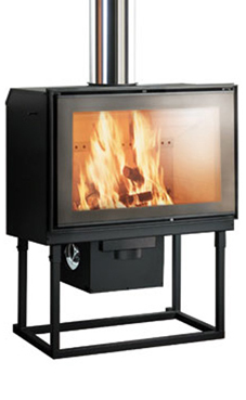 EDILKAMIN modelo SCREEN 80 V de 8,5 Kw. De ventilación forzada. Completado con un caballete regulable en altura. Estructura de acero y fuego de Ecokeram®, cristal vista total, con puerta abrible tanto a derecha como a izquierda