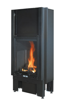 EDILKAMIN modelo STILE N de 11,5 Kw tiro natural. Interior de fundición  Puerta guillotina plana con manecilla formada por una barra de acero pintada con goma central negra.  Completado con: 4 salidas aire caliente. Sistema de postcombustión. Salida humos