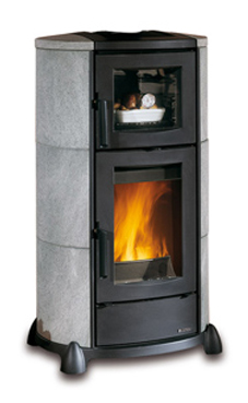 NORDICA-EXTRAFLAME modelo CORTINA FORNO 6,5 Kw.(piedra natural , cuero o burdeos)  Revestimiento exterior de piedra Horno esmaltado Puerta, basamento y cabezal de hierro fundido Cristal ceramico que resiste hasta 750