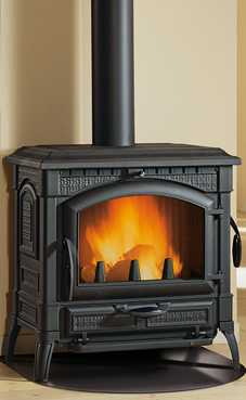 NORDICA-EXTRAFLAME modelo ISOTTA  EVO 11,9 Kw.(estufa de fundición) Estufa totalmente en fundición  Fundaición esmaltada  Puerta panorámica  Cristal ceramico que resiste hasta 750° Puerta de carga lateral