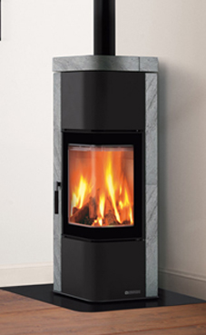 NORDICA-EXTRAFLAME modelo ZEN 7,5 Kw. (piedra natural) Puerta hogar en fundición angular - Estufa angular - Revestimiento externo en piedra natural - Hogar en ironker con post combustión - Hogar a llama vertical